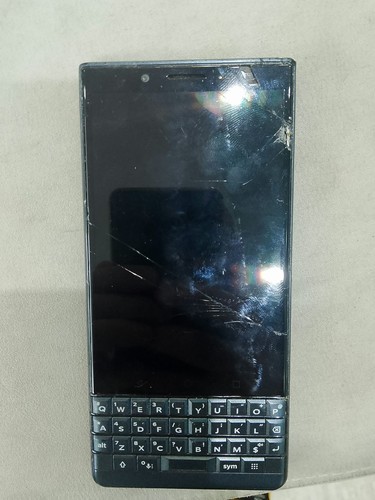 Telefono blackbarry key two